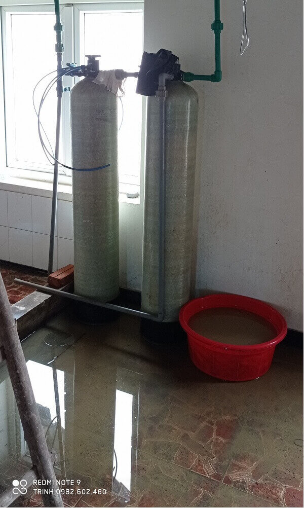 Thay thế vật liệt cột lọc hệ thống lọc nước tổng tại Hà Nội